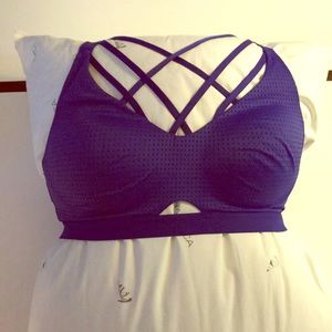 NWOT Victoria’s Secret VSX Sports bra